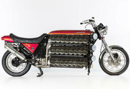 48-Zylinder-Motorrad Tinker Toy - berraschend hoher Erls